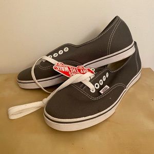 NWT Women’s Vans